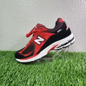 New Balance US 12 Men's True Red White Black Retro 2002R Suede Run  U2002RZA New